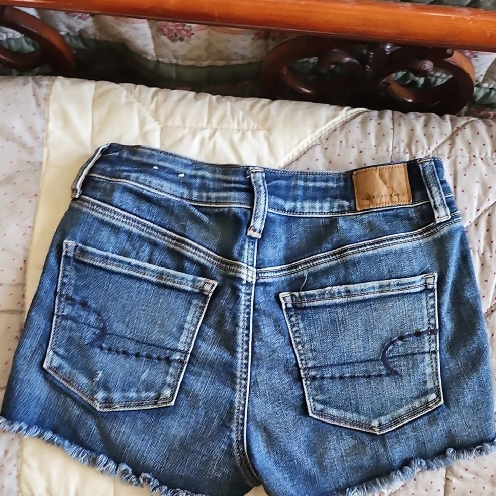 American Eagle 'High Rise Shorty' -Ripped/Dstressed Shorts- Size 2